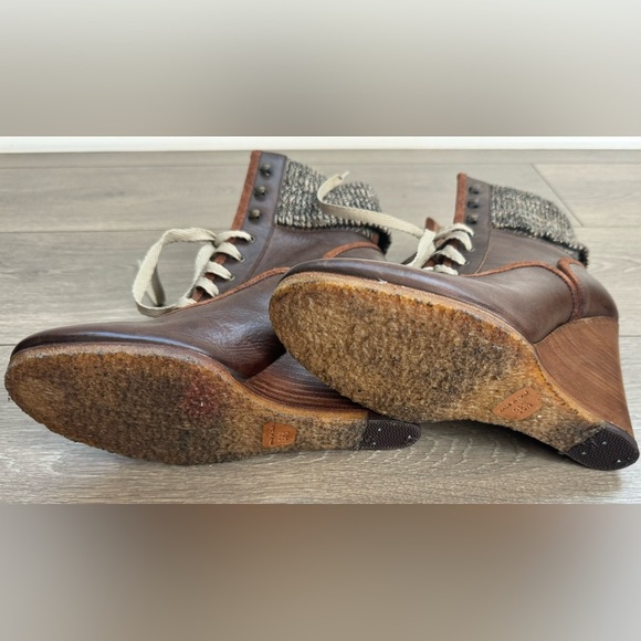 Authentic Chloé Brown Leather and Knit Fabric Wedge Ankle Boots - Picture 5 of 9